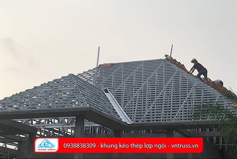 Hệ Giàn Khung Vì Kèo Thép Mạ Nhôm Kẽm Chống Rỉ Cho Kết Cấu Mái Nhà Lợp Ngói
