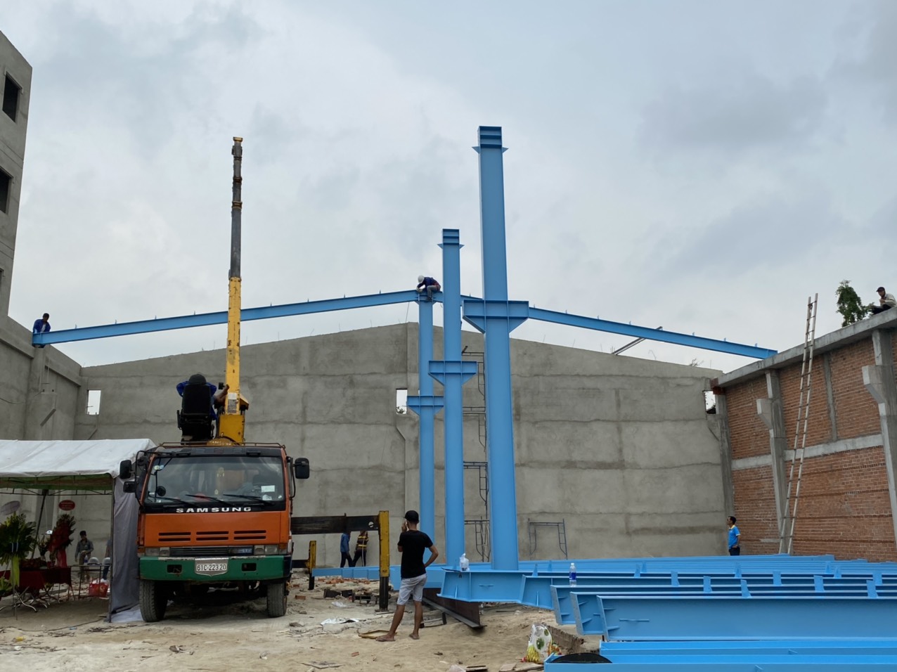 LỄ CẤT NÓC NHÀ MÁY SẢN XUẤT NGÓI LỢP NHÀ ISORA TẠI BÌNH DƯƠNG LỄ CẤT NÓC NHÀ MÁY SẢN XUẤT NGÓI LỢP NHÀ ISORA TẠI BÌNH DƯƠNG