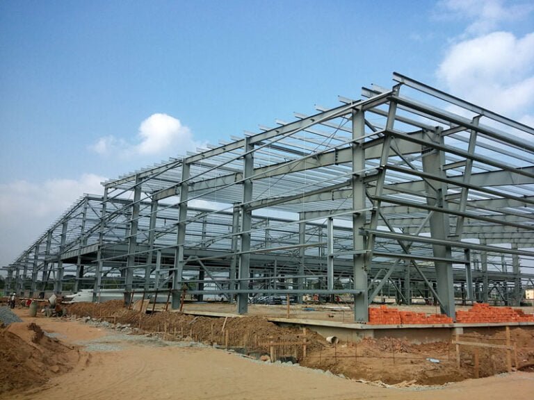 Giăng xà gồ mái