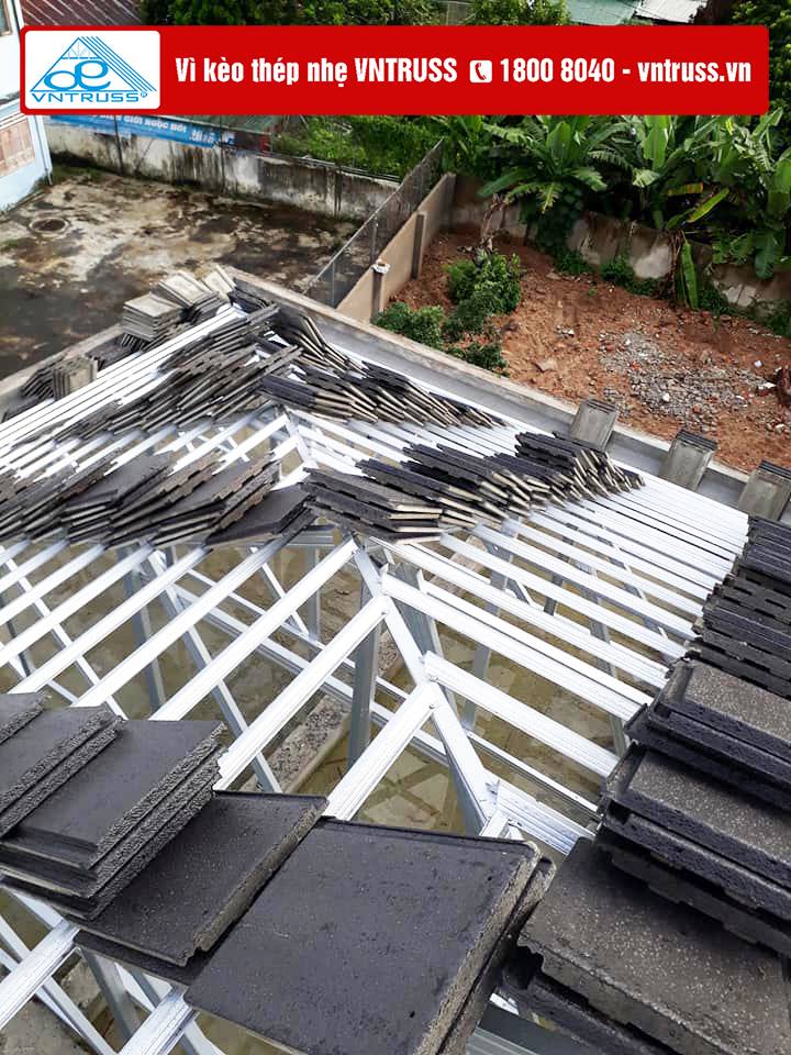 Công ty Đại Lợi Phát thi công mái nhà biệt thự vườn ở Kon Tum và Gia Lai Công ty Đại Lợi Phát thi công mái nhà biệt thự vườn ở Kon Tum và Gia Lai