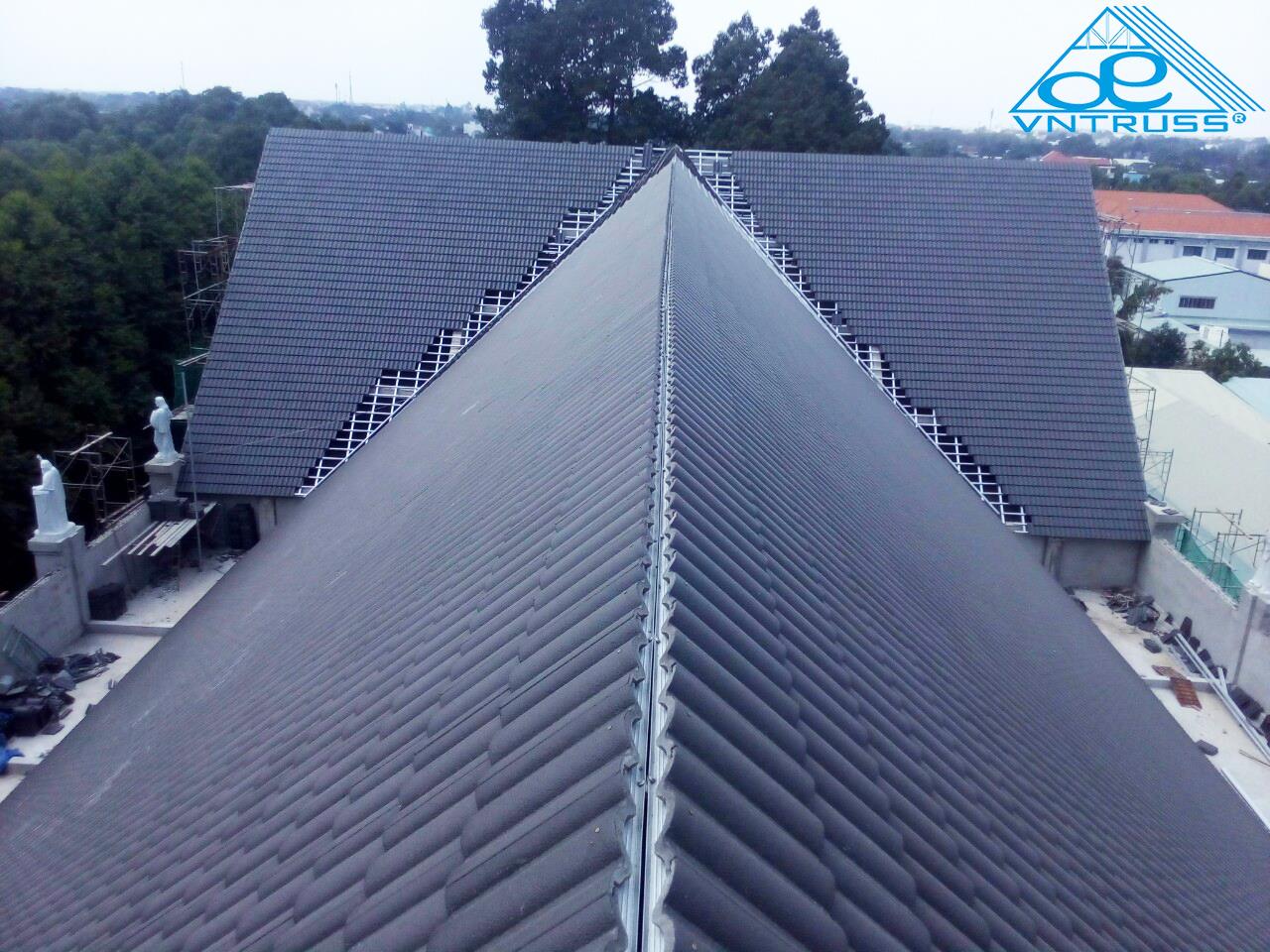 Nhà Biệt thự vườn mái thái lợp ngói ở Long Khánh, Đồng Nai Nhà Biệt thự vườn mái thái lợp ngói ở Long Khánh, Đồng Nai