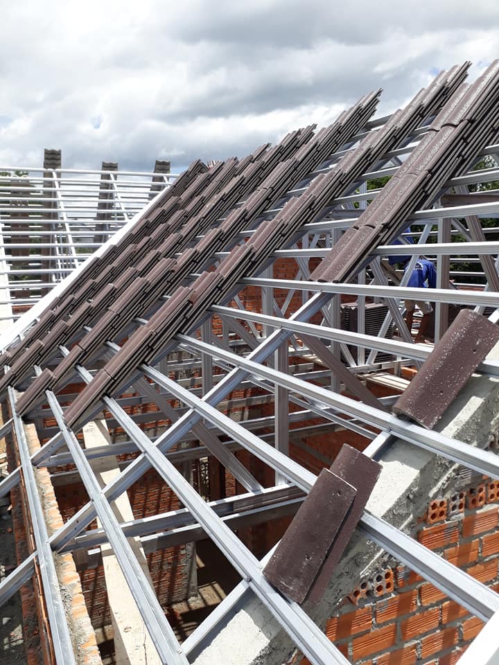 VNTRUSS Thi Công Vì Kèo Nhà Mái Thái Lợp Ngói ở Xã Hòa Phú, TP Buôn Mê Thuột VNTRUSS Thi Công Vì Kèo Nhà Mái Thái Lợp Ngói ở Xã Hòa Phú, TP Buôn Mê Thuột