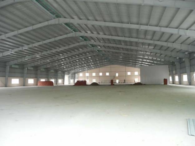 Mái tôn nhà xưởng khi nhìn bên trong