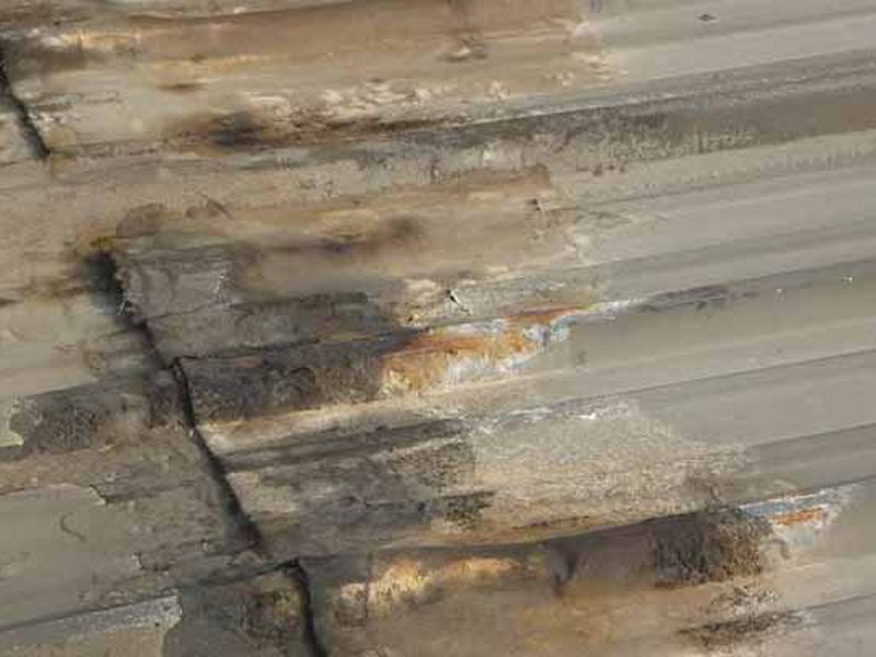 lợp ngói hay tôn