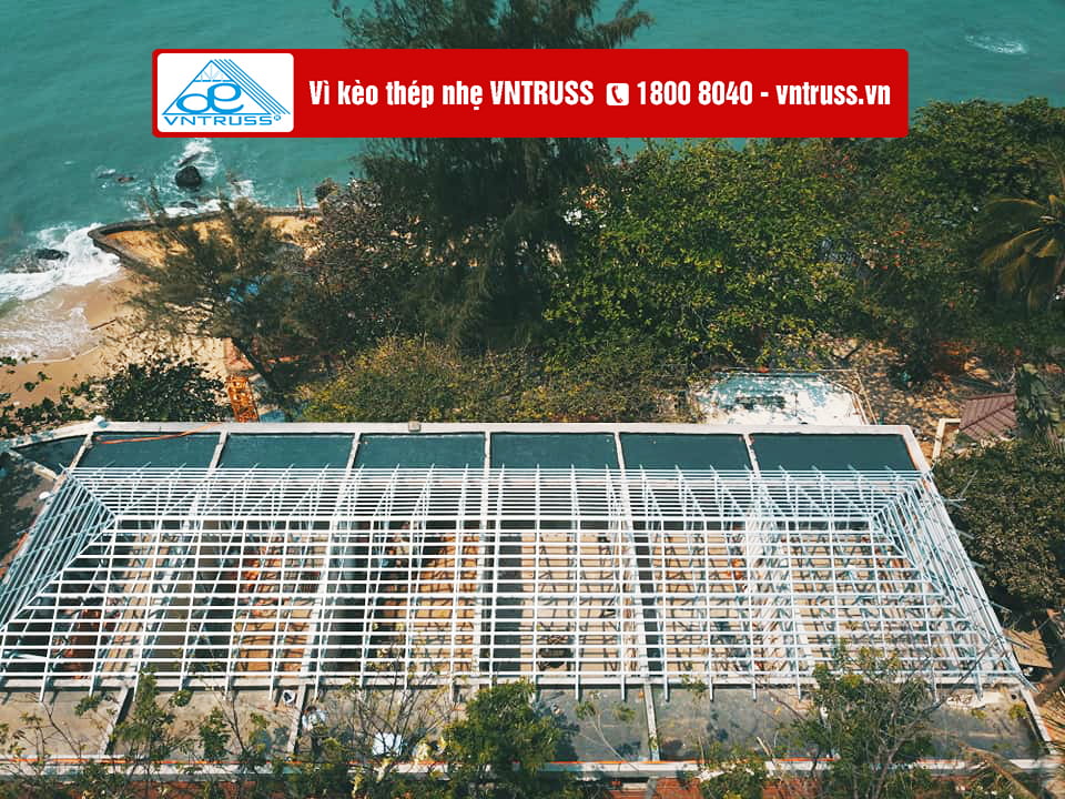 Lan Rừng Resort Vũng Tàu thay vì kèo gỗ bằng vì kèo thép chống rỉ vntruss cho toàn bộ mái ngói Lan Rừng Resort Vũng Tàu thay vì kèo gỗ bằng vì kèo thép chống rỉ vntruss cho toàn bộ mái ngói