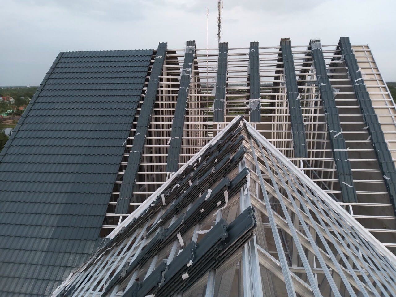 Bán vít bắn ngói ISORA chất lượng hàng đầu Việt Nam