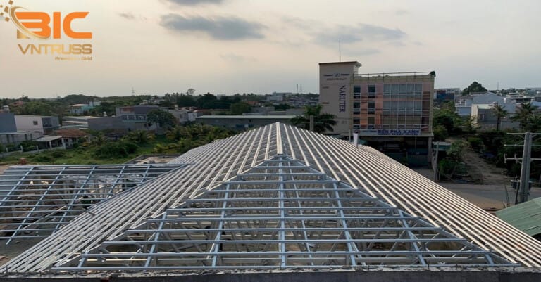 Tìm Hiểu Thanh Cầu Phong TC75.75 Thép Mạ Nhôm Kẽm Cường Độ Cao
