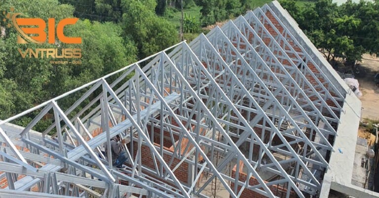Tìm Hiểu Kết Cấu Mái Ngói Thông Dụng Nhất Hiện Nay 2025