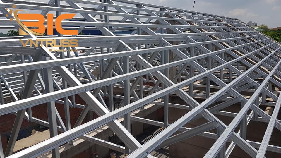 Liên kết cầu phong thép nhẹ VNTRUSS bằng phụ kiện tắc kê, pad