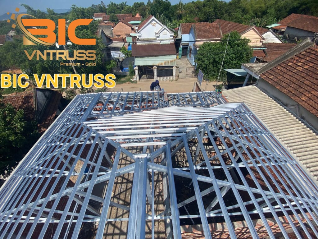 Thép nhẹ VNTRUSS đem đến mái nhà bền vững